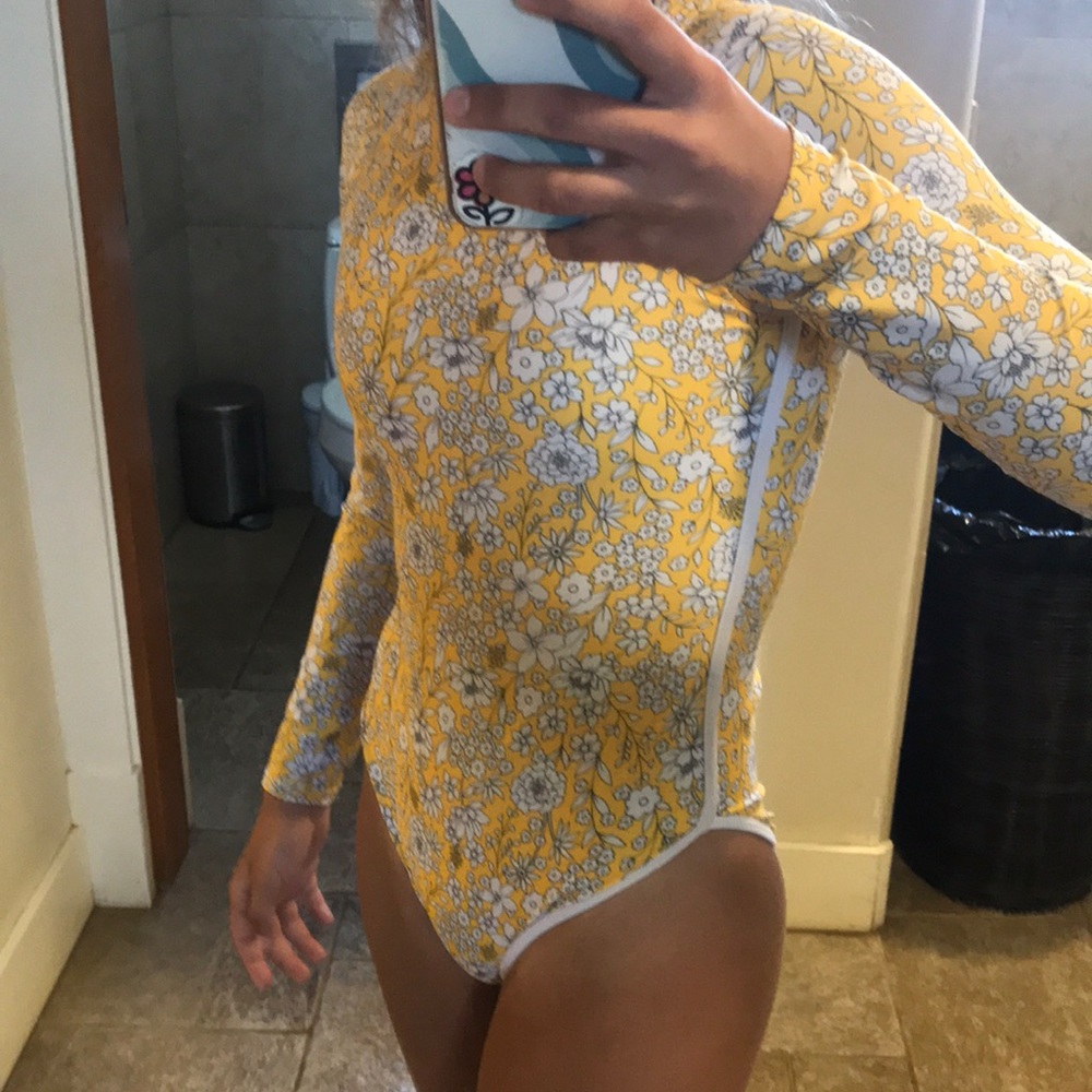 Kids Girls Large (10-12) One-piece Long sleeve.  Worn once brand new.